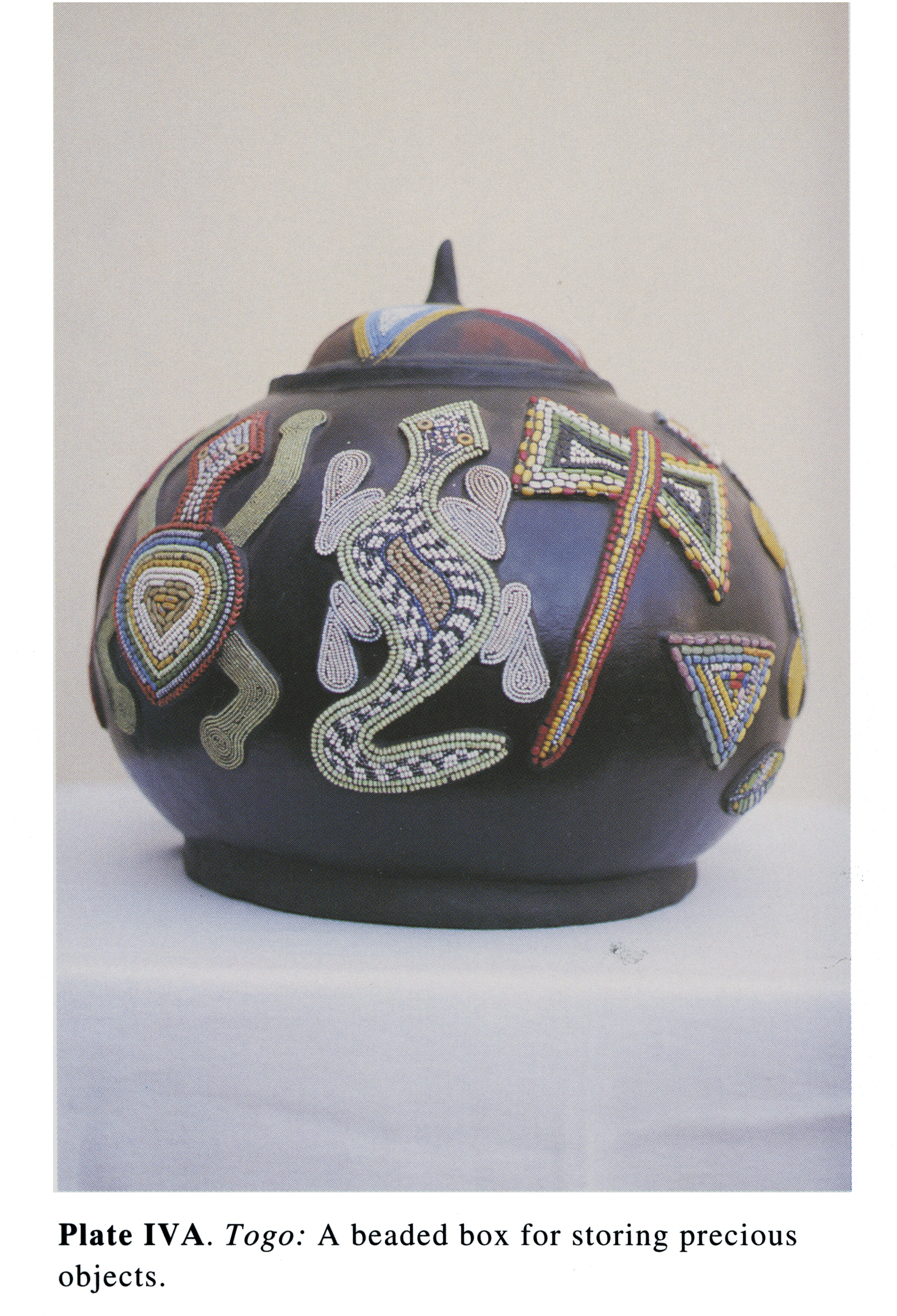 Plate IVA Togo: A beaded box for storing precious objects.